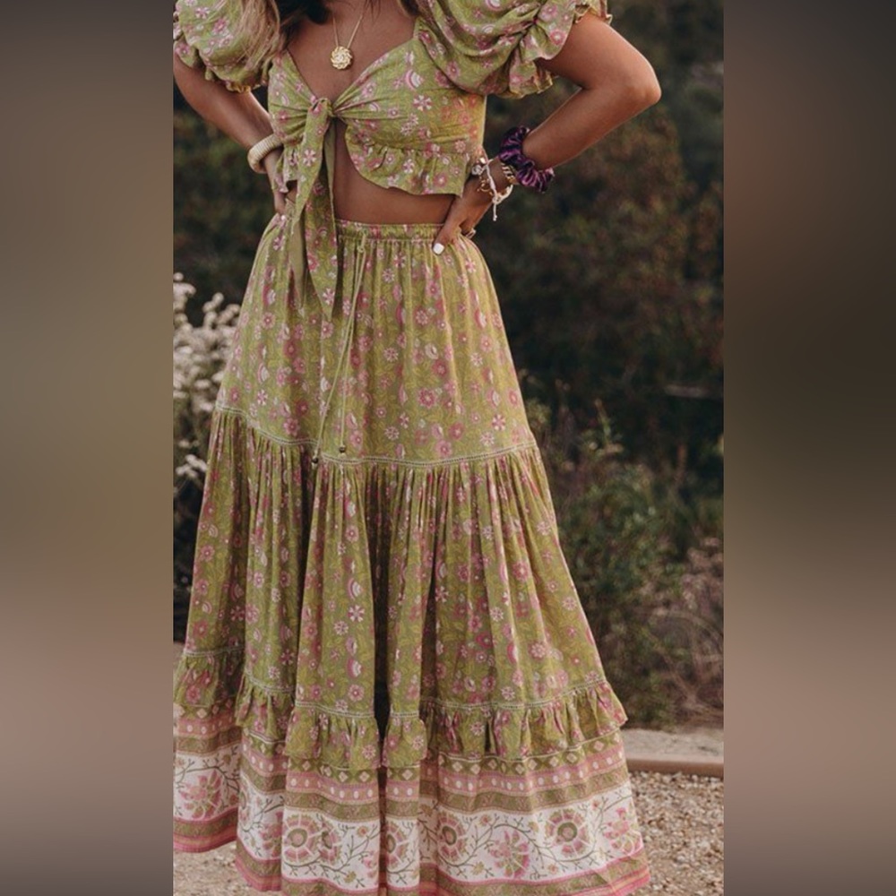 🌒🌕🌘❤️Spell and the Gypsy dahlia skirt medium